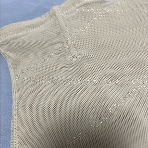 KLVEE TUMMY TARGETING SIZE 2XL. New and size M black - Picture 6 of 12